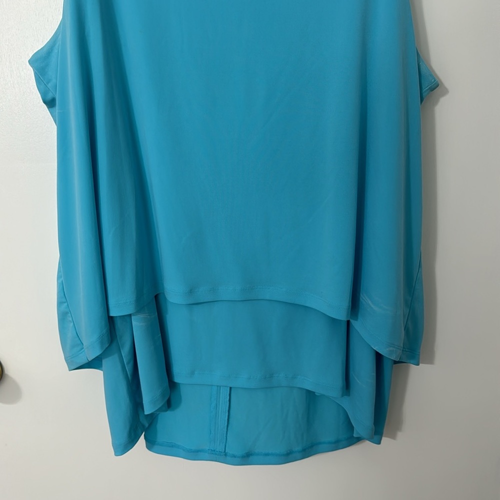 Michael Kors 1X blue tank with silver zipper details - Picture 3 of 15